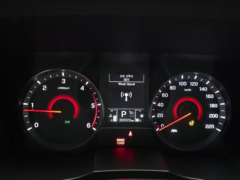 SsangYong Tivoli 1.6 Automatic, снимка 8 - Автомобили и джипове - 55749408