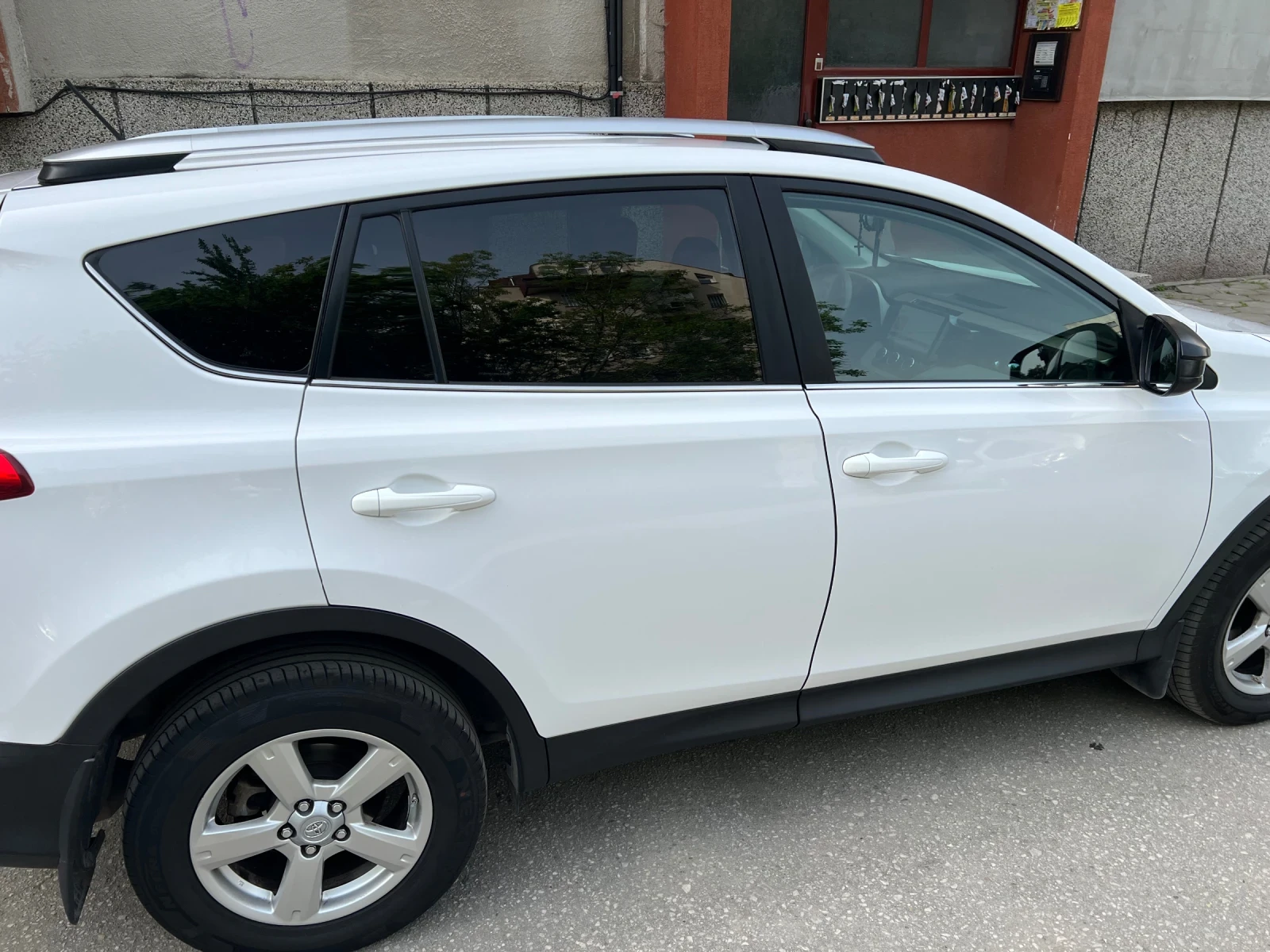 Toyota Rav4 XLE - изображение 4