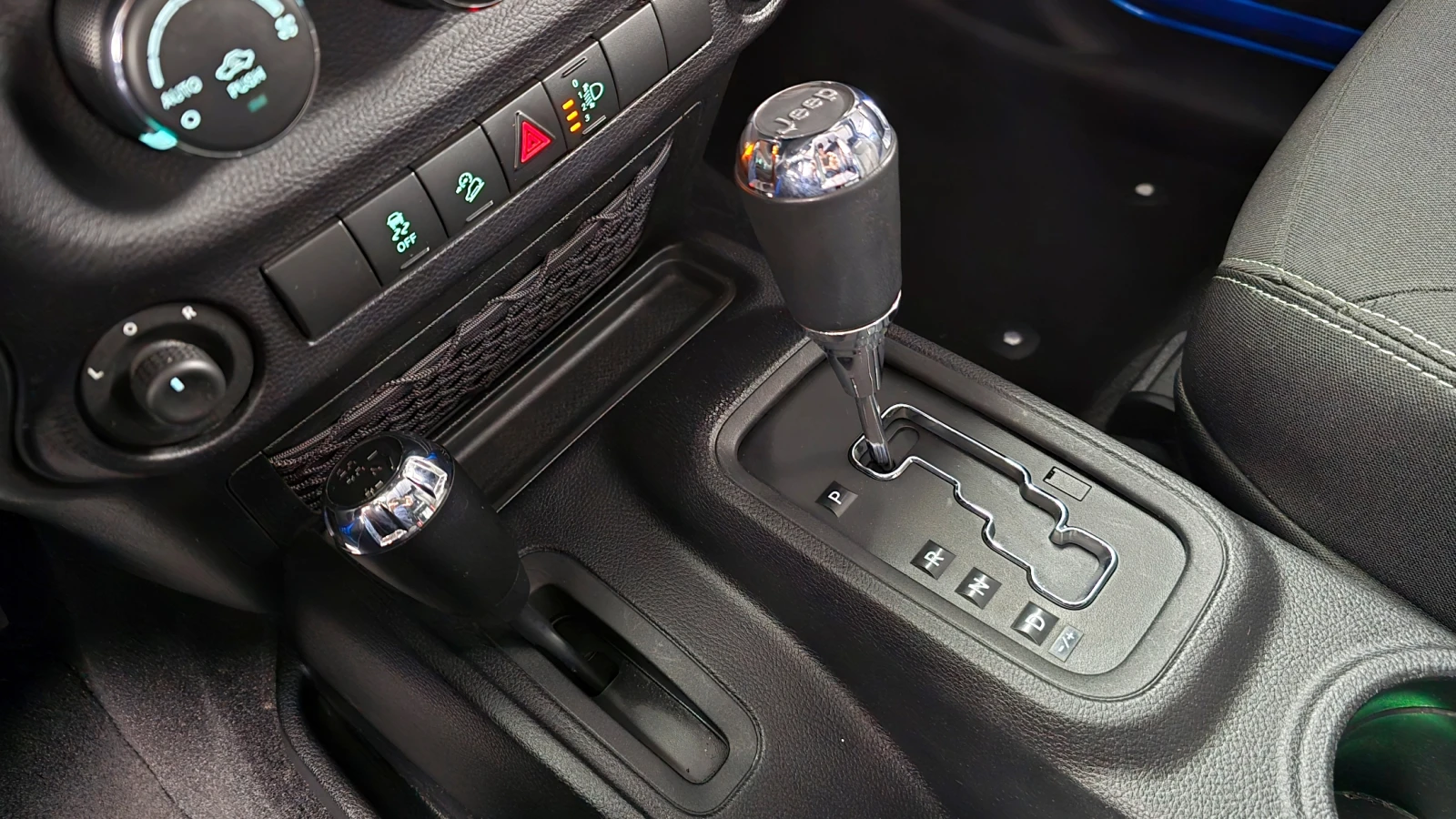 Jeep Wrangler 3.6* КРАЙНА ЦЕНА, снимка 9 - Автомобили и джипове - 55348234
