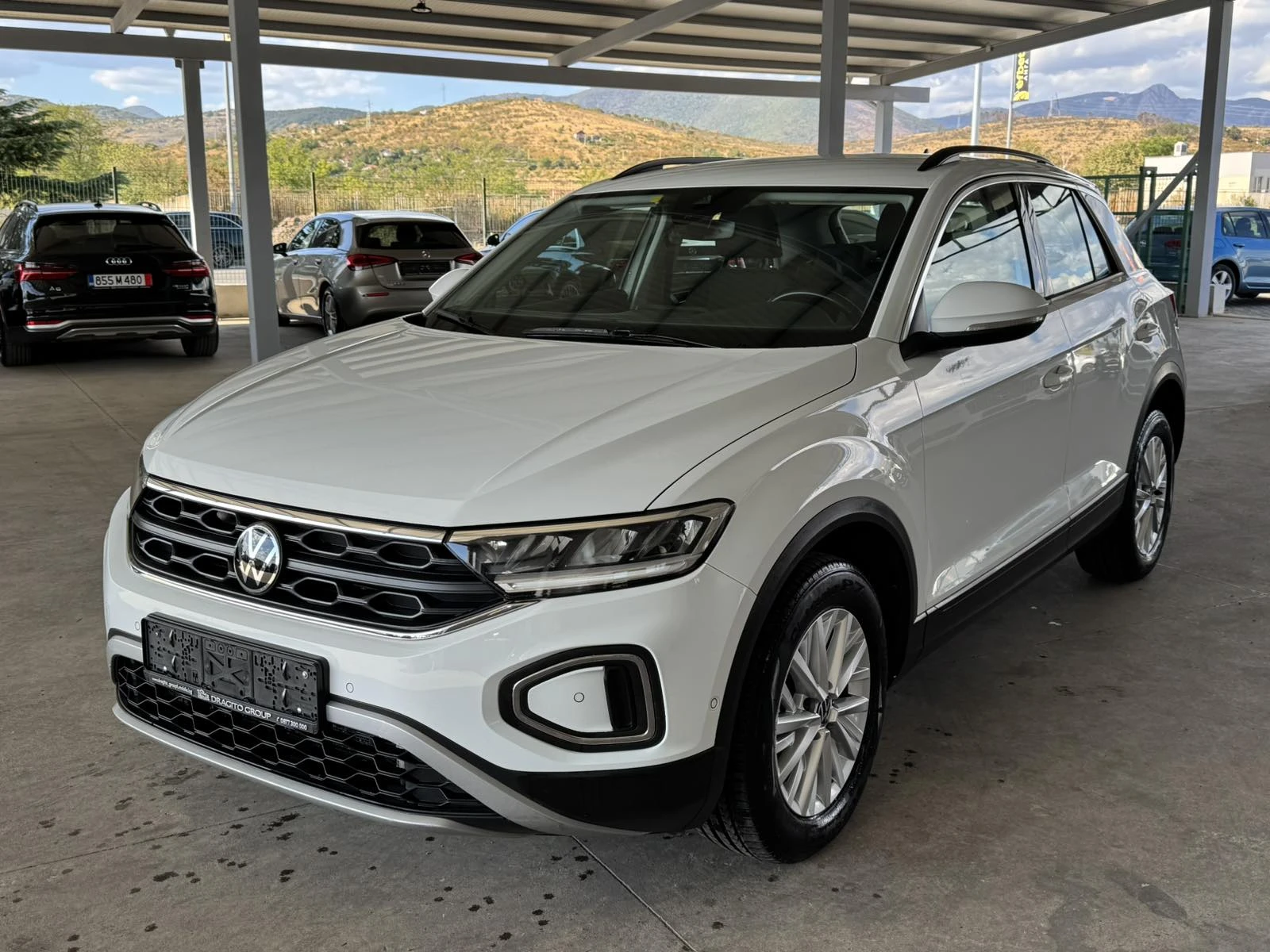 VW T-Roc 2.0TDI* 150ps* DSG* DISTRONIC* КАМЕРА* LED* 