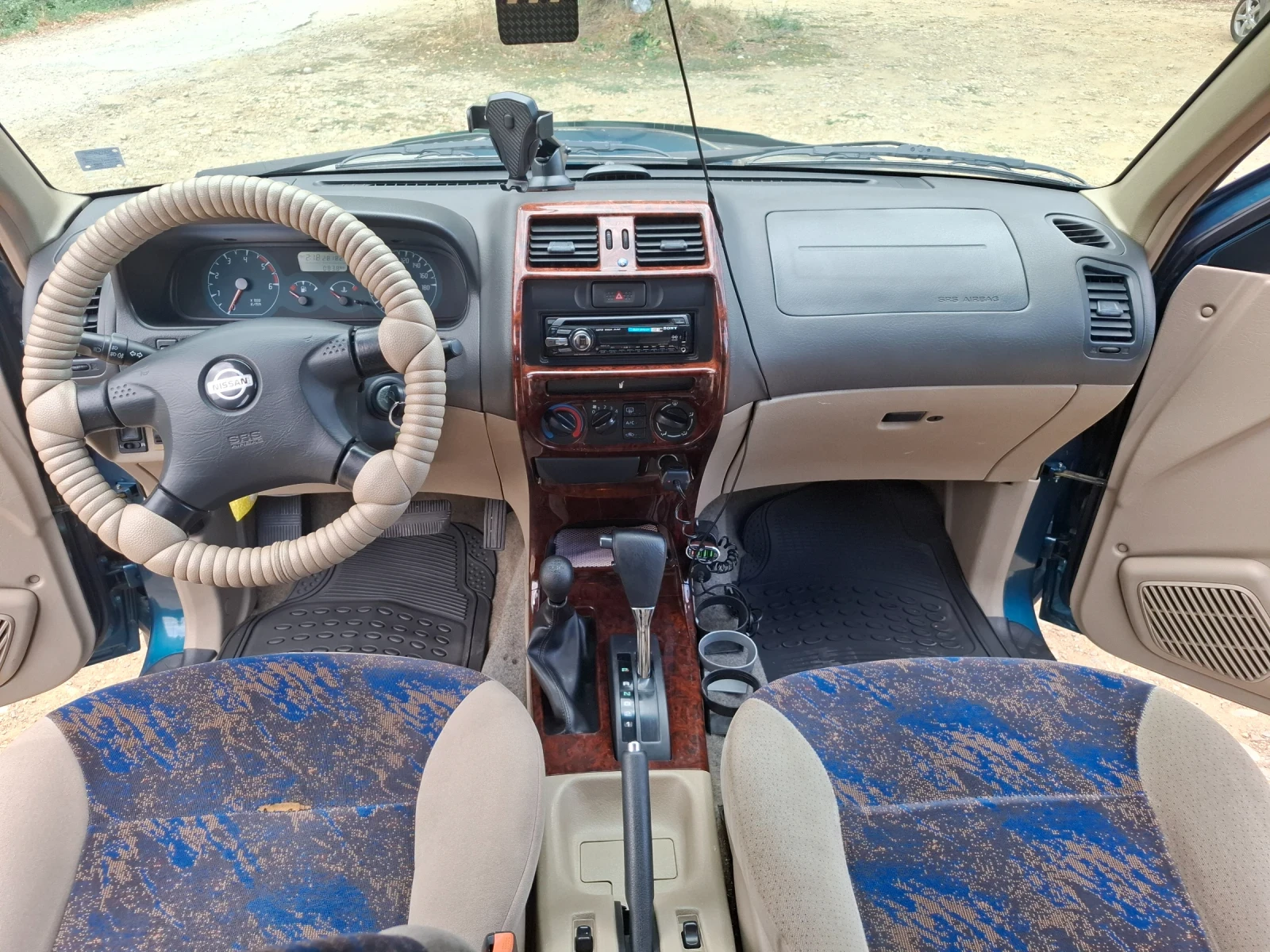 Nissan Terrano 2.7TD, снимка 7 - Автомобили и джипове - 56157993