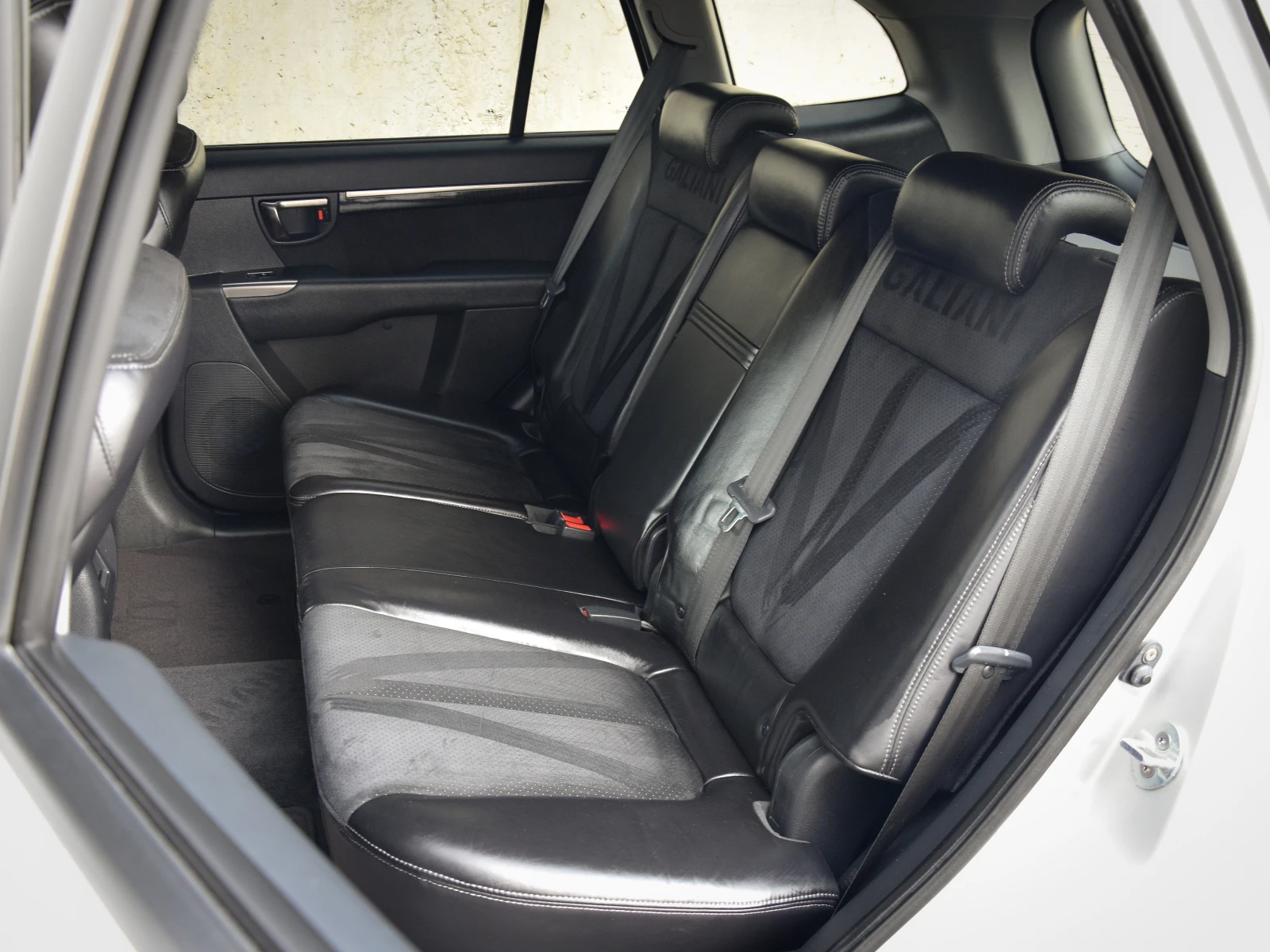 Hyundai Santa fe 2.2 GRDI 4X4, снимка 9 - Автомобили и джипове - 56527850