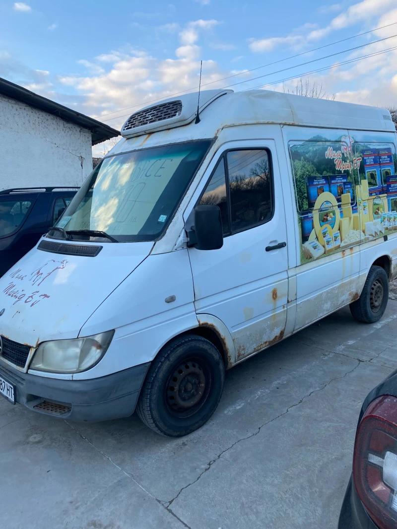 Mercedes-Benz Sprinter 208, снимка 2 - Бусове и автобуси - 48996278