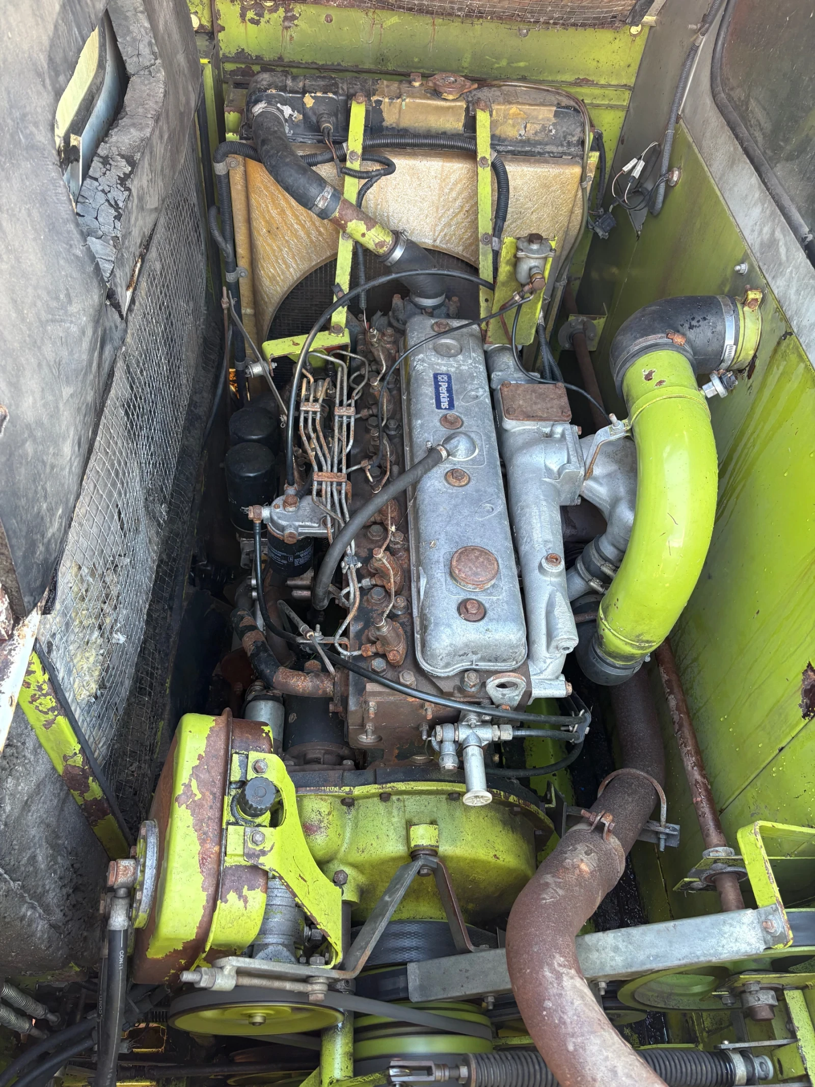 Комбайн Claas Dominator 88s, снимка 9 - Селскостопанска техника - 54582419