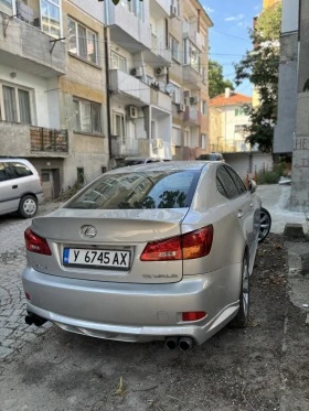 Lexus IS 220d  - изображение 8