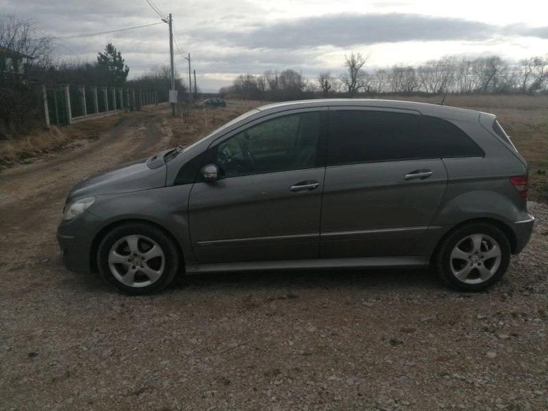 Mercedes-Benz B 200 Дизел, снимка 2 - Автомобили и джипове - 47901559