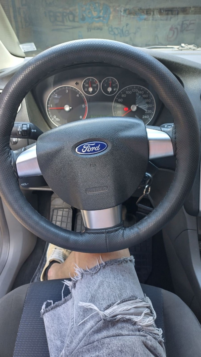 Ford Focus, снимка 17 - Автомобили и джипове - 46410966