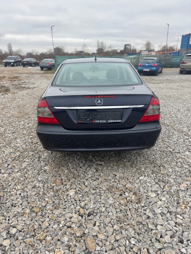 Mercedes-Benz E 280, снимка 6 - Автомобили и джипове - 48214315