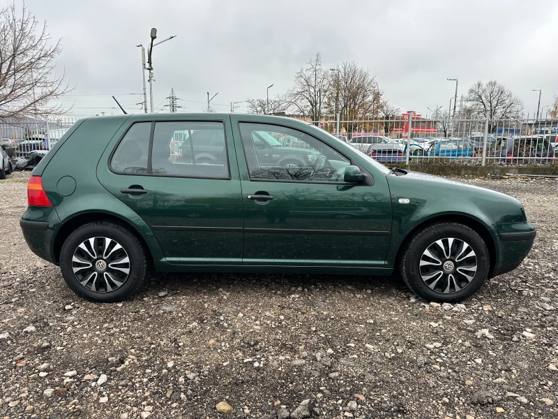 VW Golf 1.4i 75kc, снимка 6 - Автомобили и джипове - 48223079