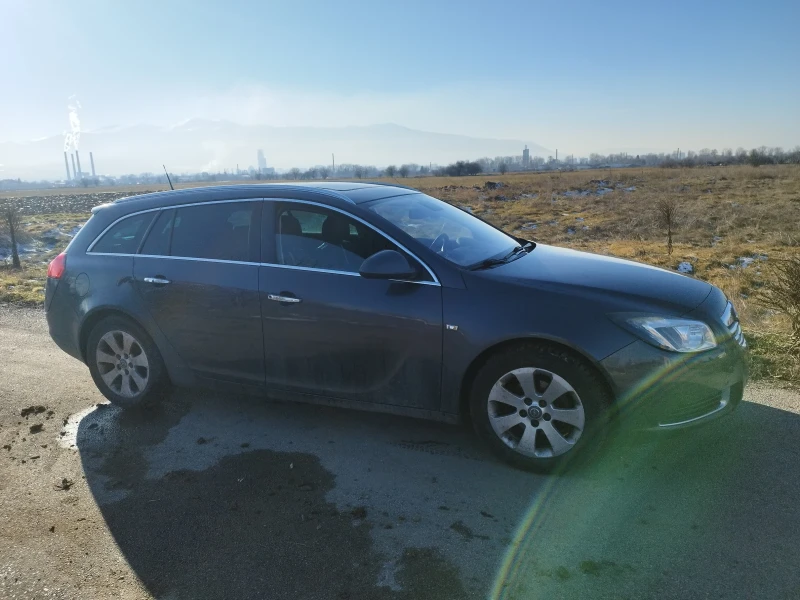 Opel Insignia, снимка 8 - Автомобили и джипове - 48557661