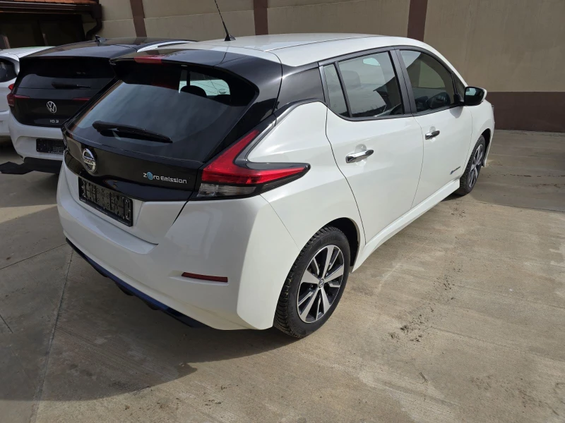 Nissan Leaf  Facelift 40 kWh, снимка 4 - Автомобили и джипове - 49506830