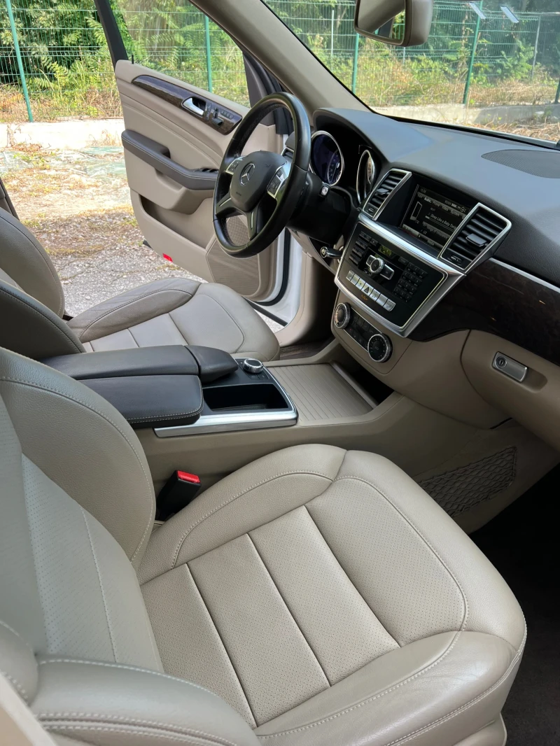 Mercedes-Benz ML 350 Bluetec Face, снимка 6 - Автомобили и джипове - 51407359
