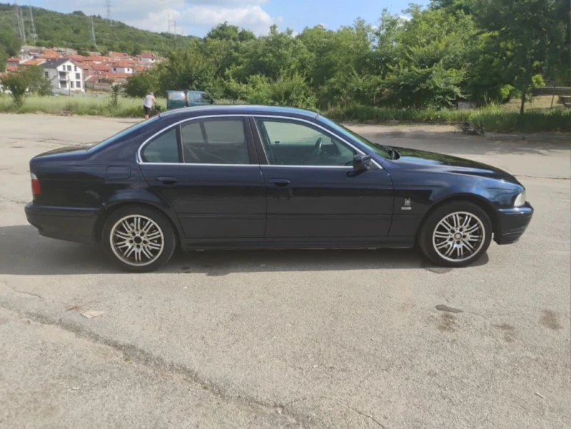 BMW 530, снимка 8 - Автомобили и джипове - 52914773