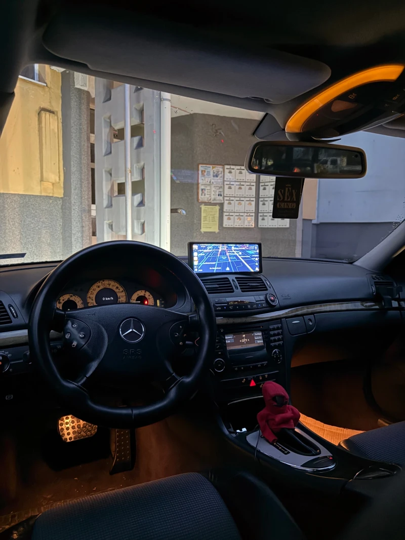 Mercedes-Benz E 320  Avantgarde w211, снимка 11 - Автомобили и джипове - 52376854