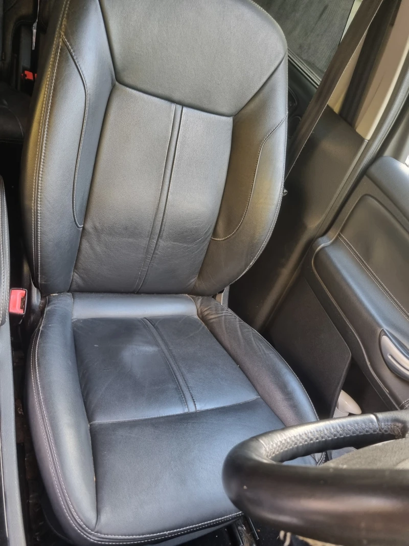 VW Sharan Titanium 135хил км            , снимка 12 - Автомобили и джипове - 52444565