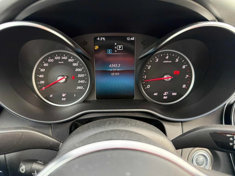Mercedes-Benz C 300 4MATIC * Панорама * AMG Line * Подгреви * KEYLESS, снимка 8 - Автомобили и джипове - 53421828