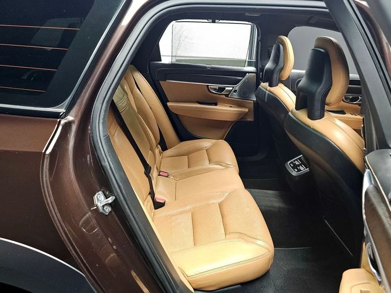 Volvo V90 Cross Country D5 Pro AWD, снимка 11 - Автомобили и джипове - 54252338