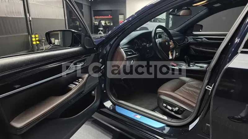 BMW 740 M xDrive| 360| DISTRONIC| HEAD-UP| ������| ����� | Mobile.bg � ����������� 9