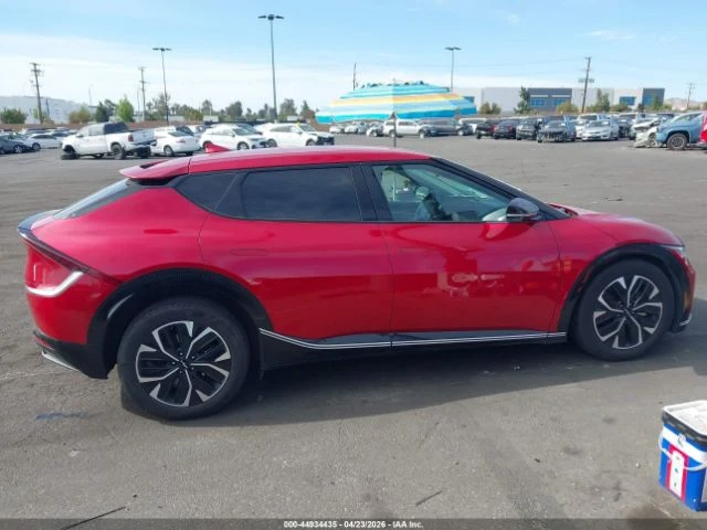 Kia EV6 * WIND* КОЖА* ПОДГРЕВ* NAVI* LED* , снимка 12 - Автомобили и джипове - 54853354