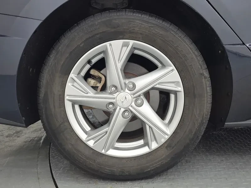 Hyundai Sonata 2.0 Lpg Style, снимка 5 - Автомобили и джипове - 55615849