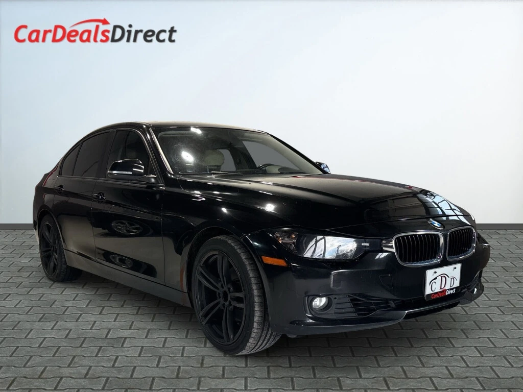 BMW 328 * i xDrive AWD/Leather/Sunroof/Heated Seats/ B Sen, снимка 1