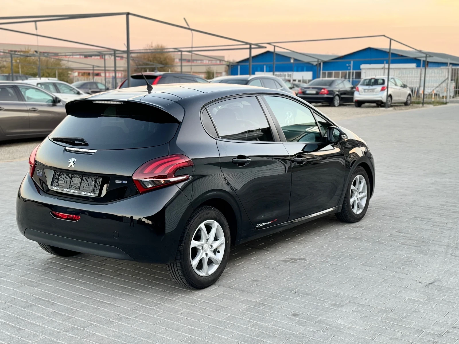 Peugeot 208 1.6d/100hp/PANORAMA/NAVI/  - изображение 6