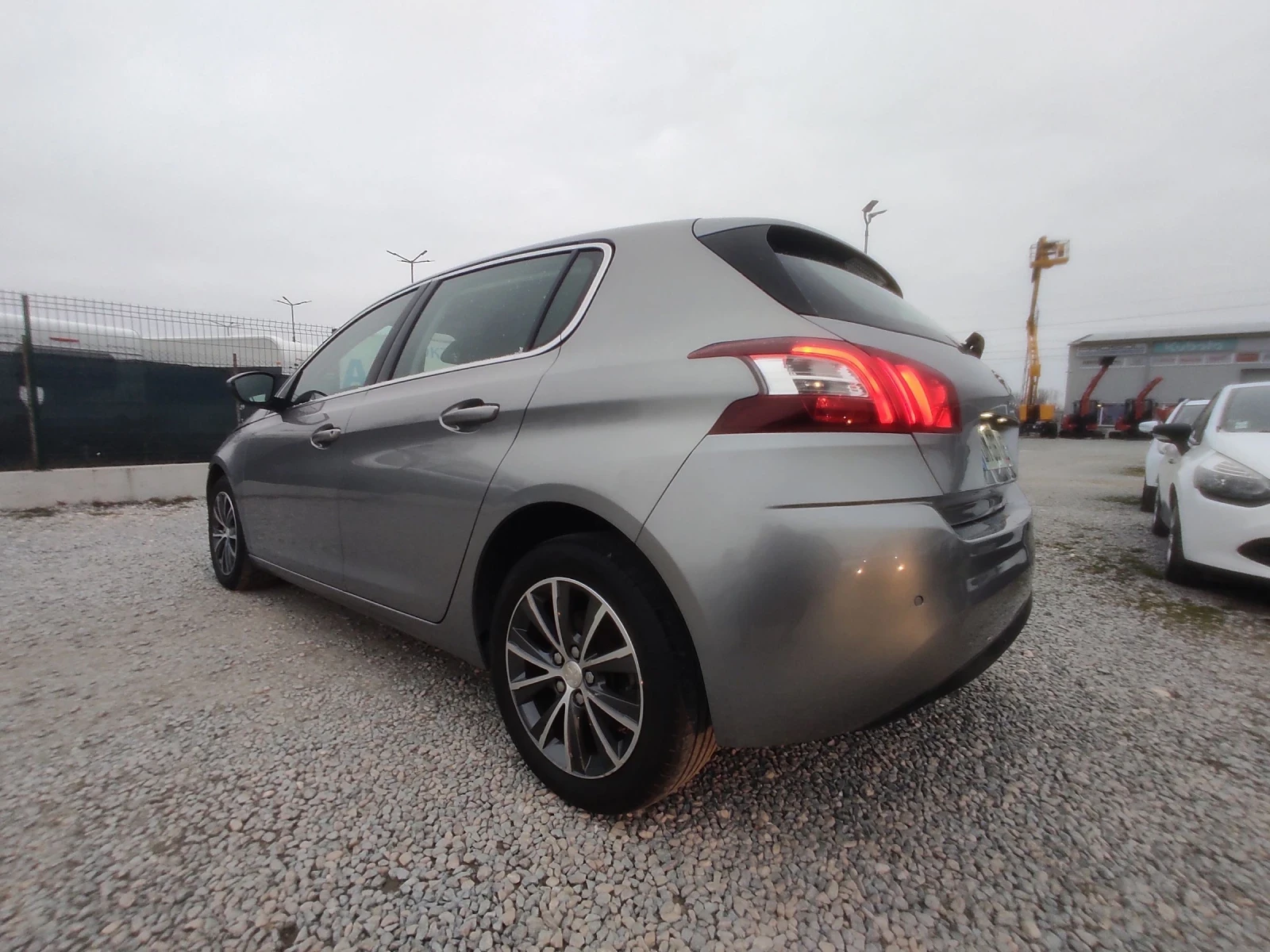 Peugeot 308 1.6 E-HDi/ALLURE/115K.C./FULL  LED/NAVi/EURO 5  - изображение 5