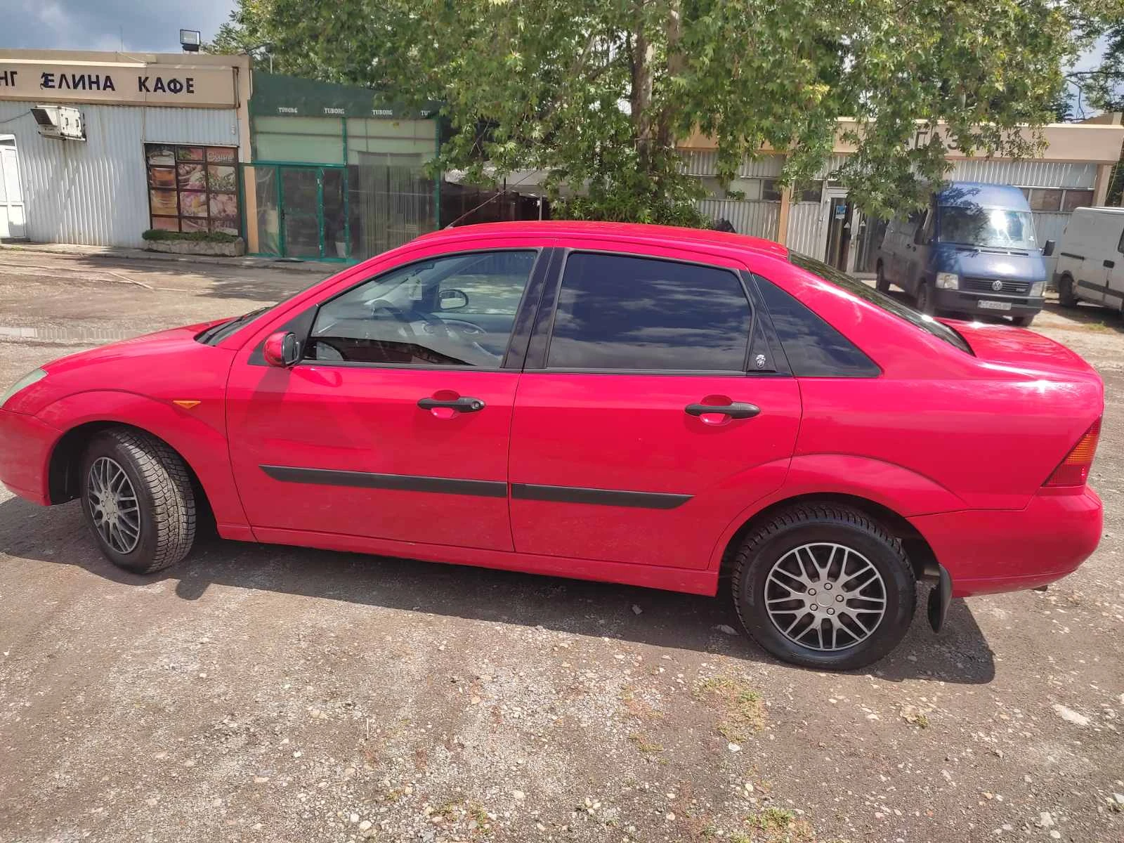 Ford Focus Ghia - изображение 9