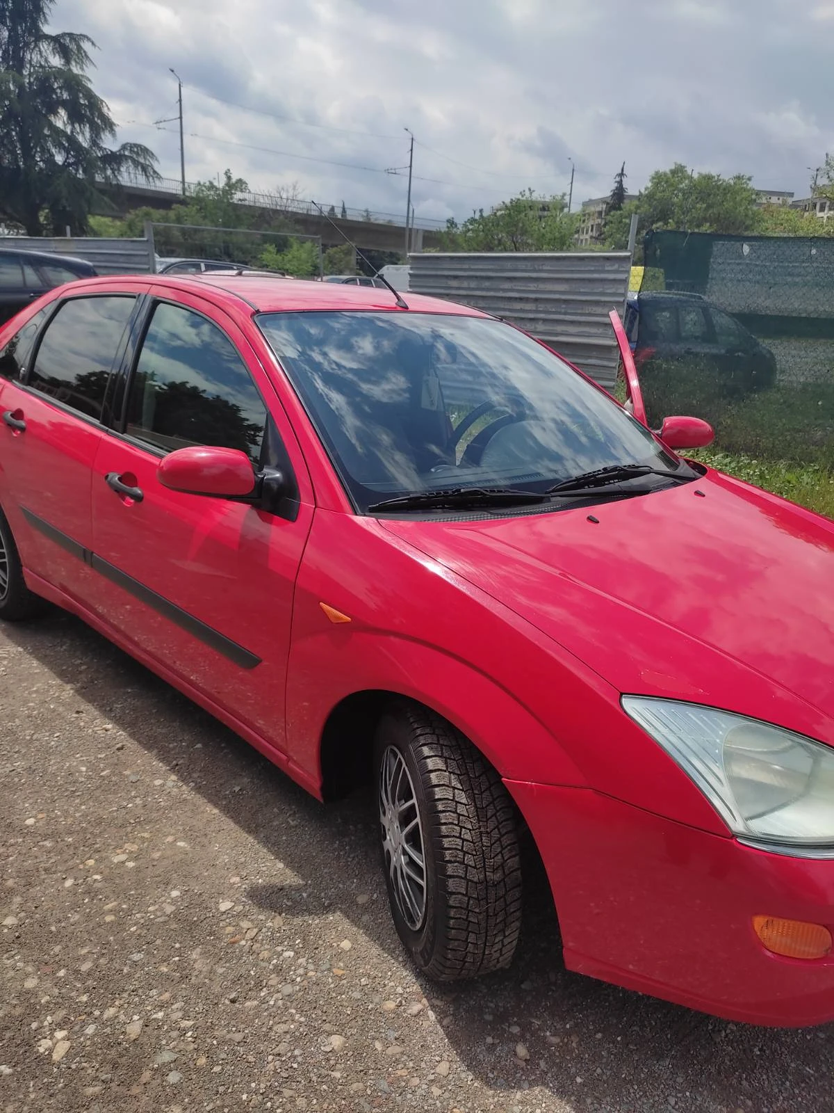 Ford Focus Ghia - изображение 4