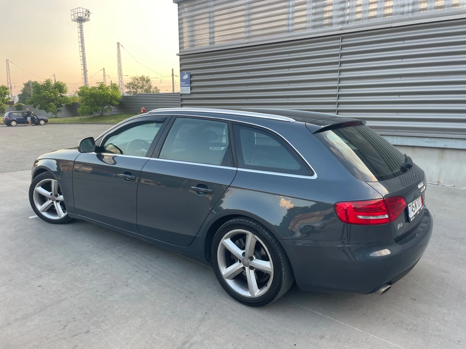 Audi A4 3.0TDI S-LINE 4X4 BANG&OLUFSEN ПОДГРЕВ ПАНОРАМА - изображение 4