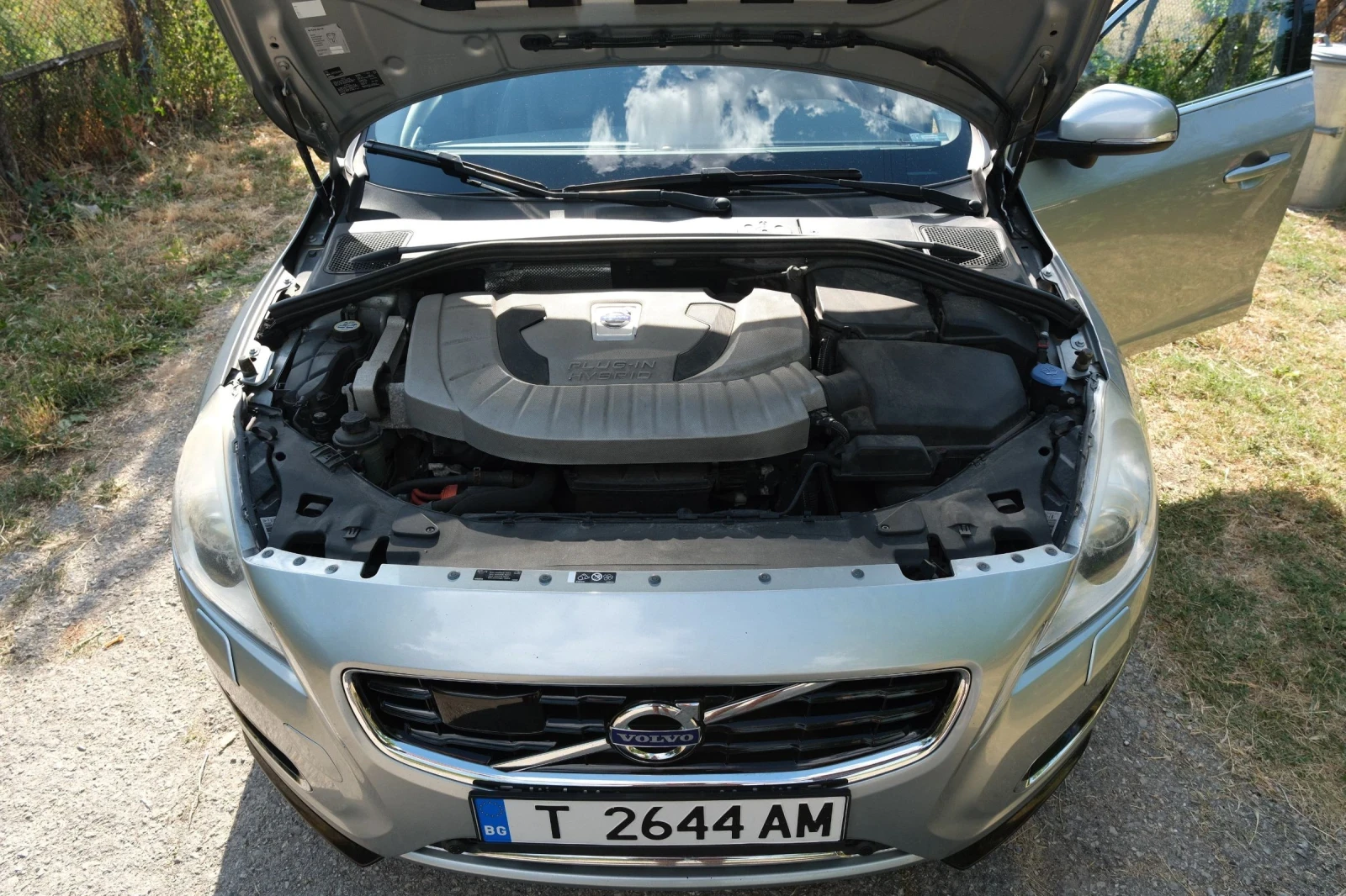 Volvo V60 2.4 D6 AWD Plug-ln Hybrid Pure Limited | Mobile.bg — изображение 13