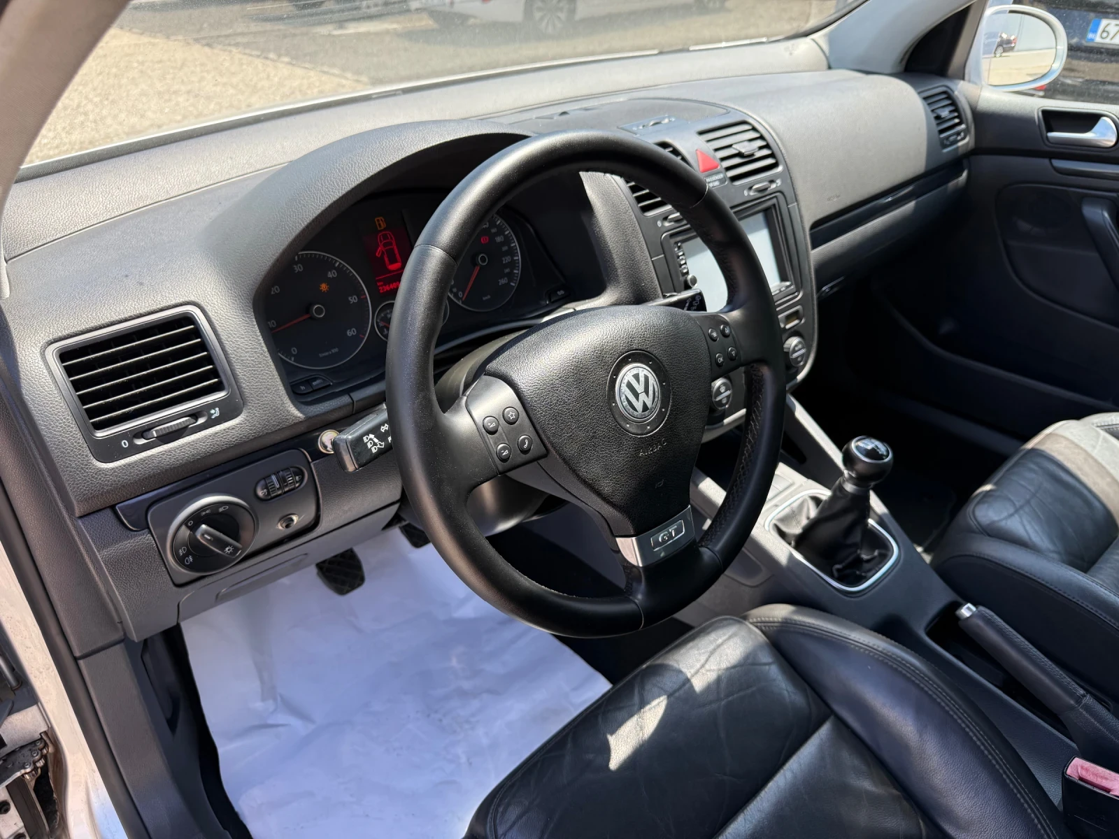 VW Golf 1.9TDI/105hp/GT-Line/NAVI/ - изображение 10