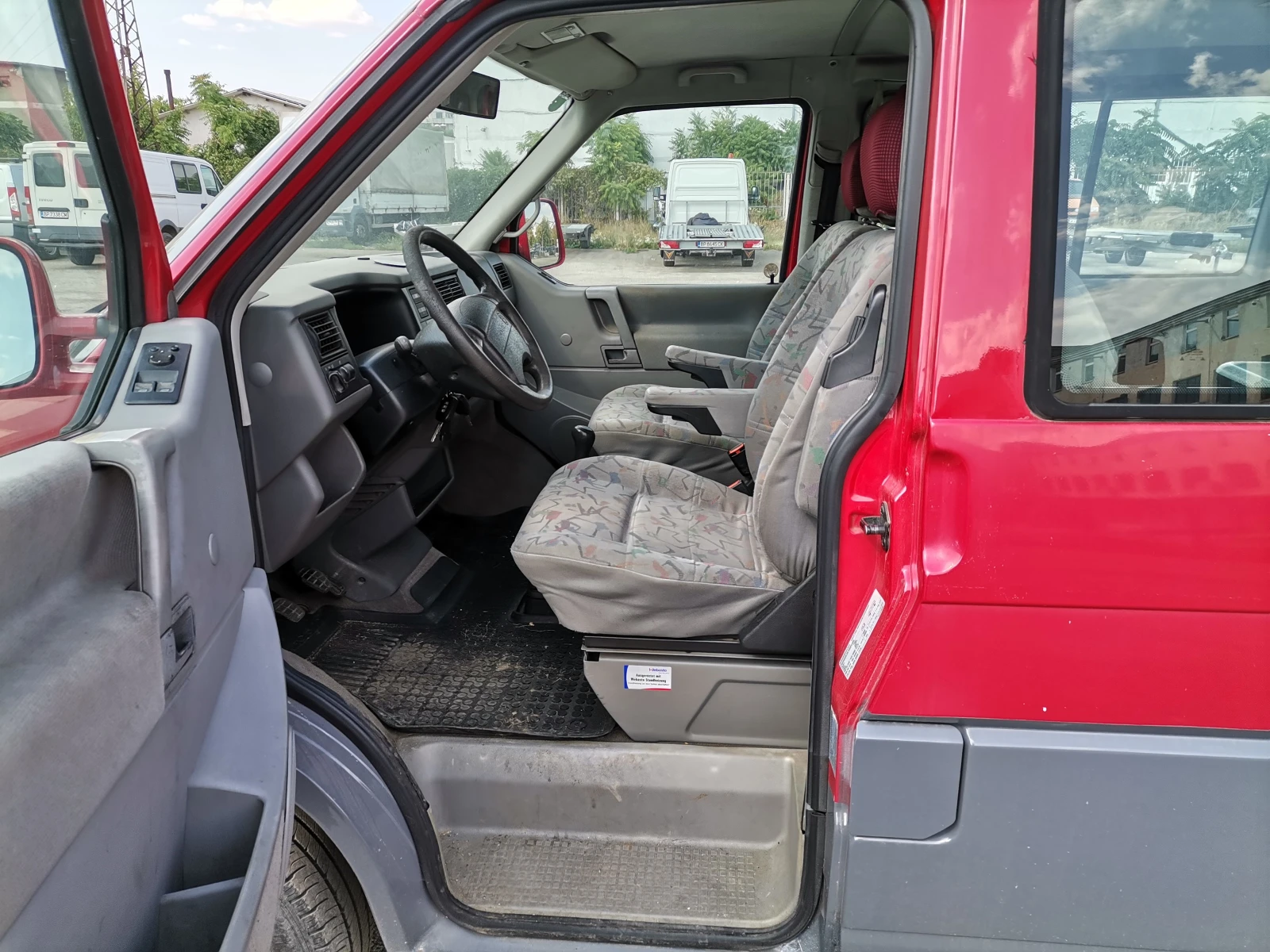 VW Multivan 209000km. - изображение 10