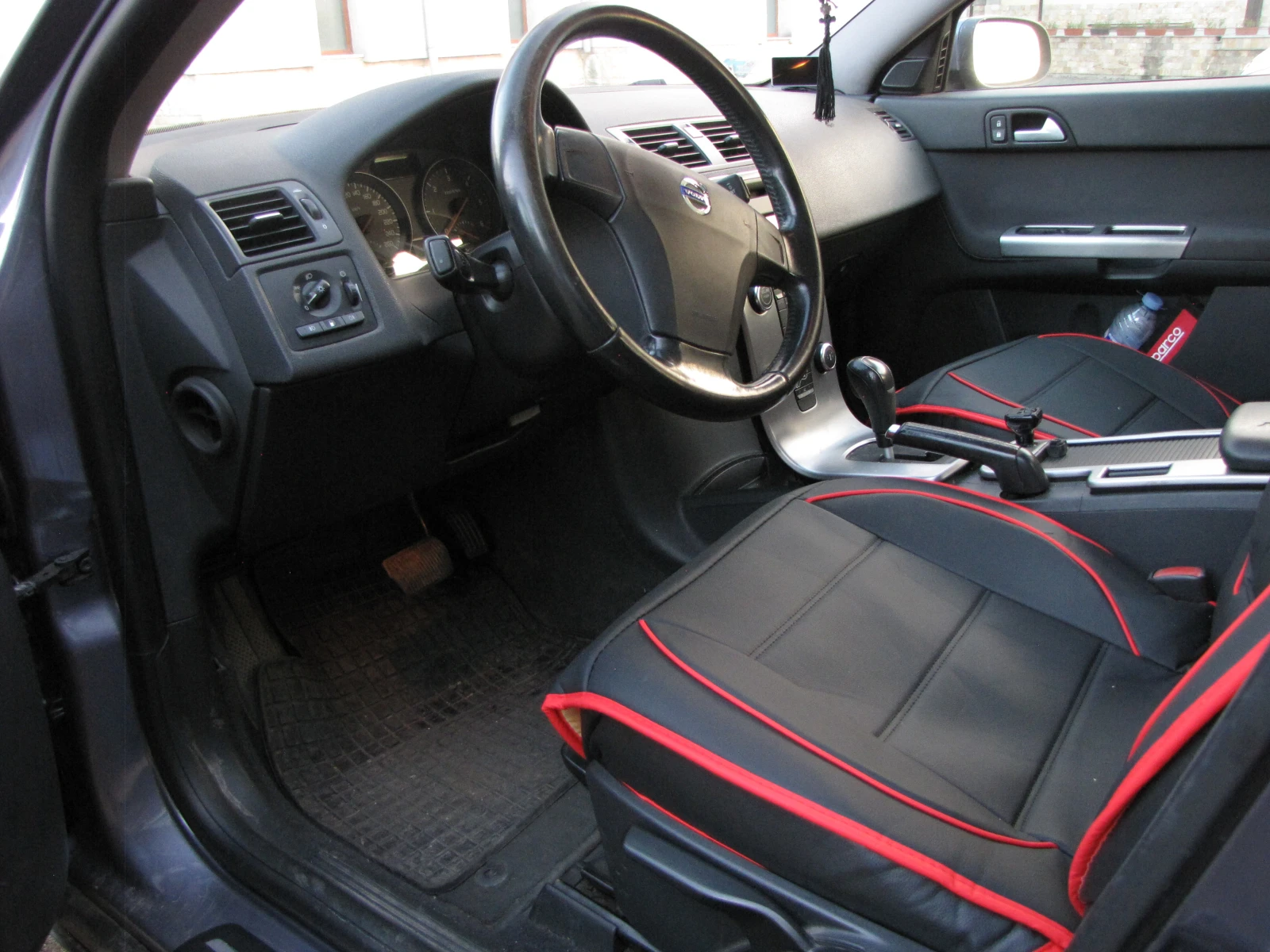 Volvo S40  - изображение 10