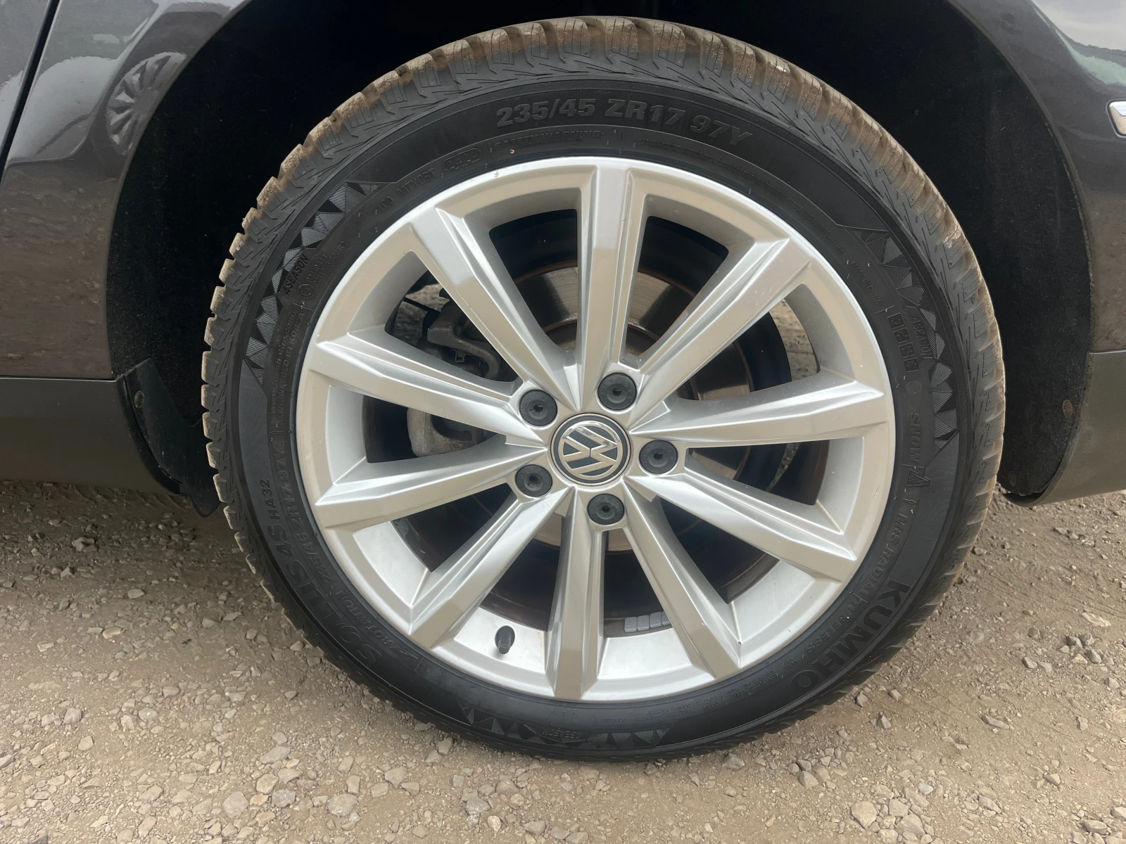 VW Passat 2.0TDI АВТОМАТ - изображение 6