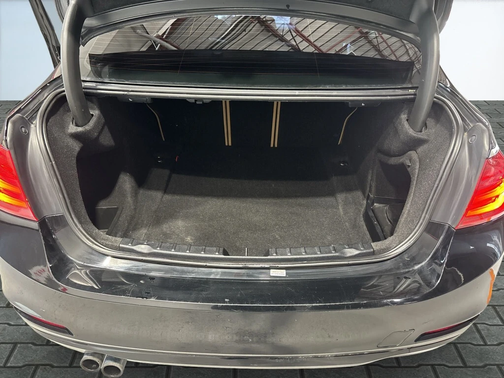 BMW 328 * i xDrive AWD/Leather/Sunroof/Heated Seats/ B Sen | Mobile.bg � ����������� 7