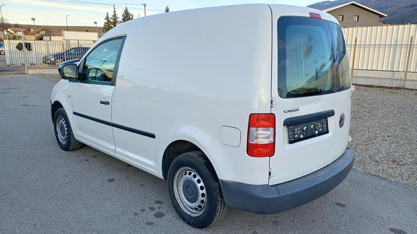 VW Caddy 1.9TDI 105�.� | Mobile.bg � ����������� 8
