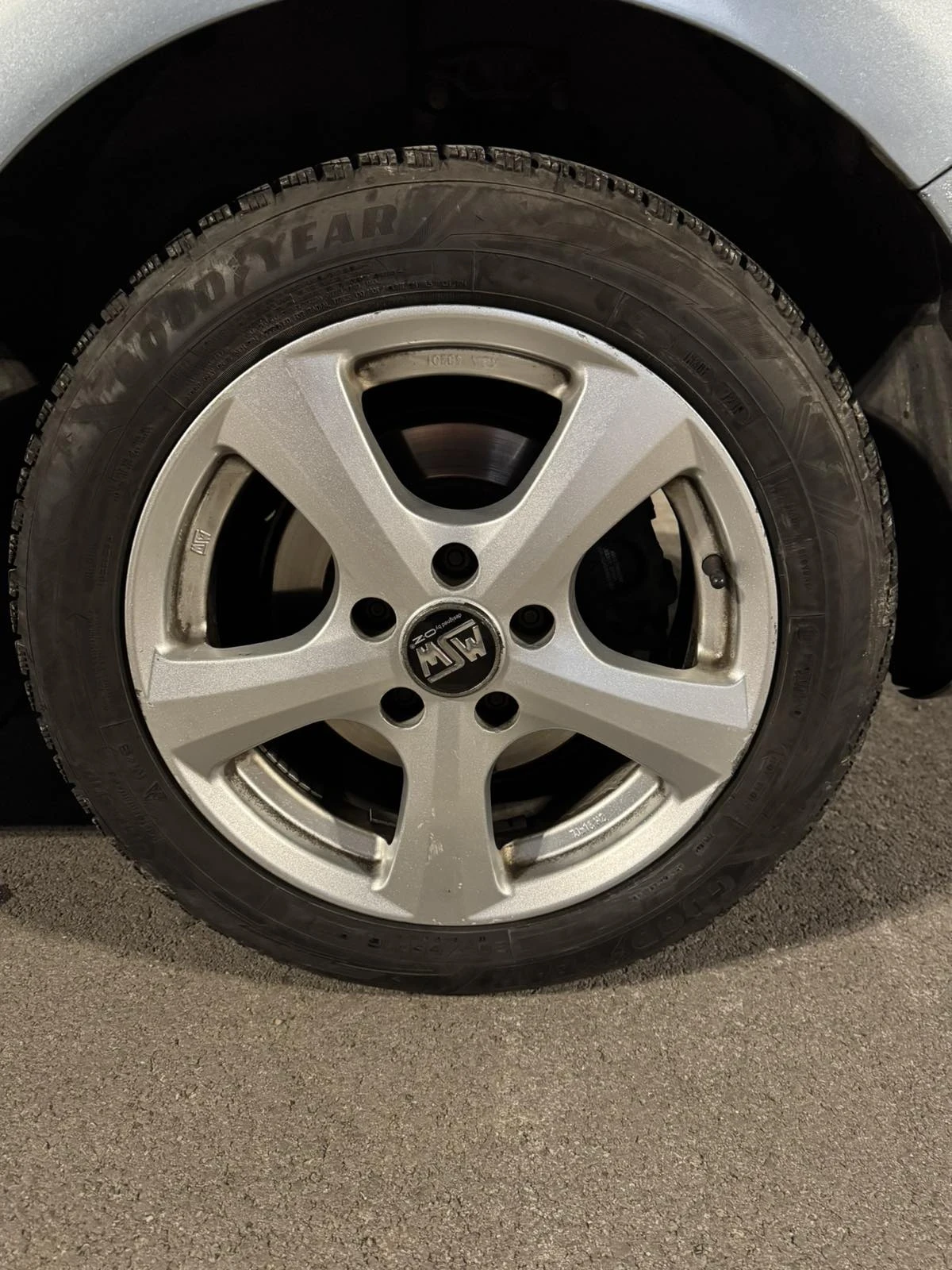 Opel Astra J Sport Tourer - изображение 4