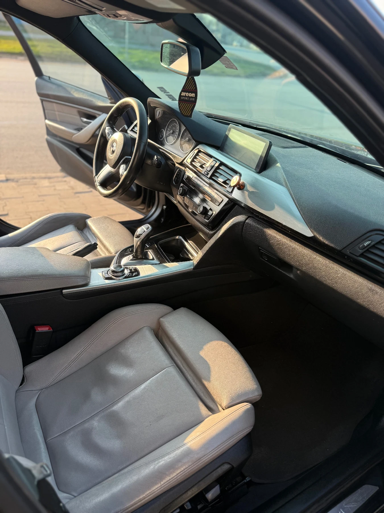 BMW 330  - изображение 7