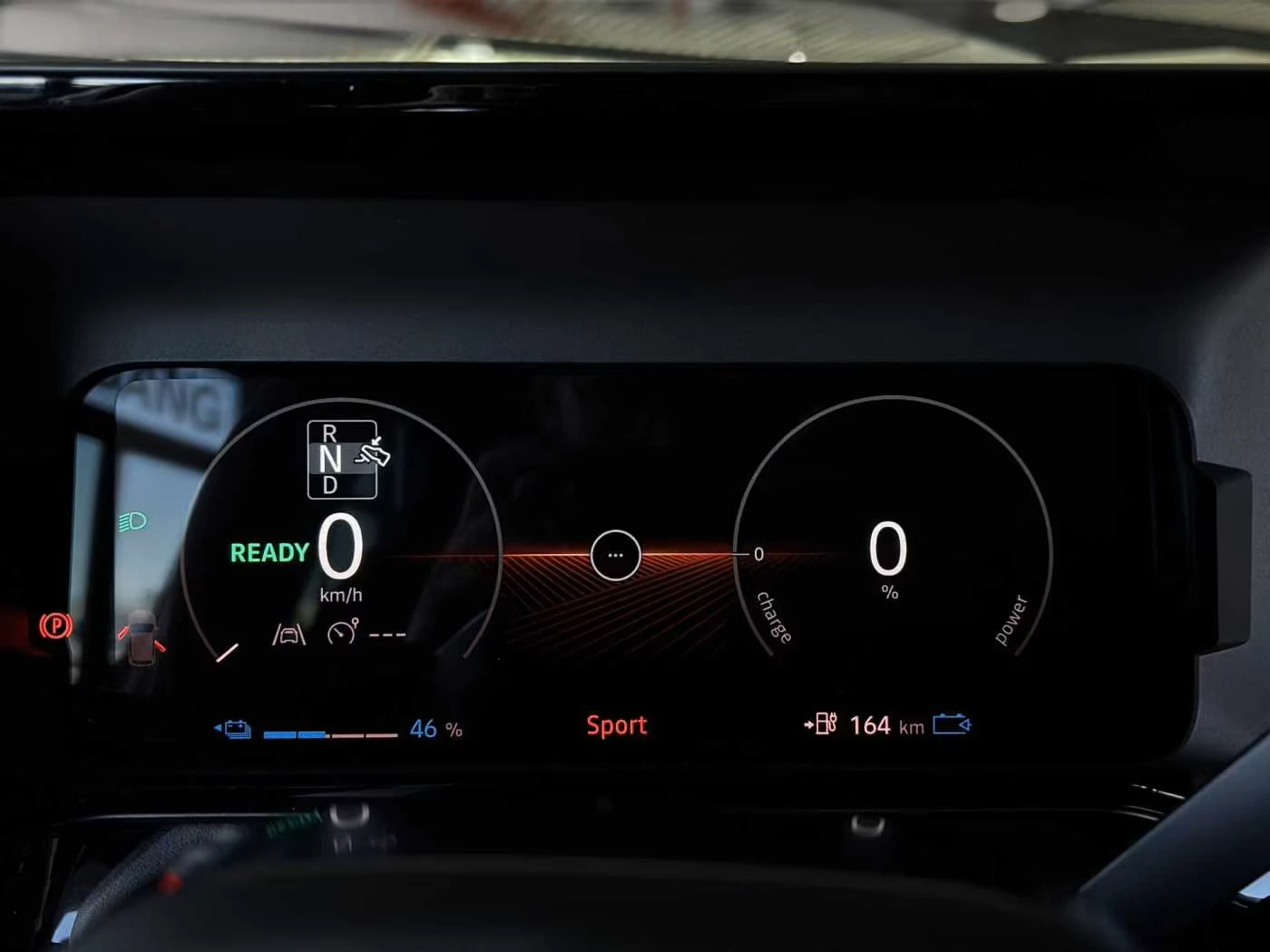 Nissan Micra 40kW* DISTR* KEYLESS* CAM* , снимка 11 - Автомобили и джипове - 54077642