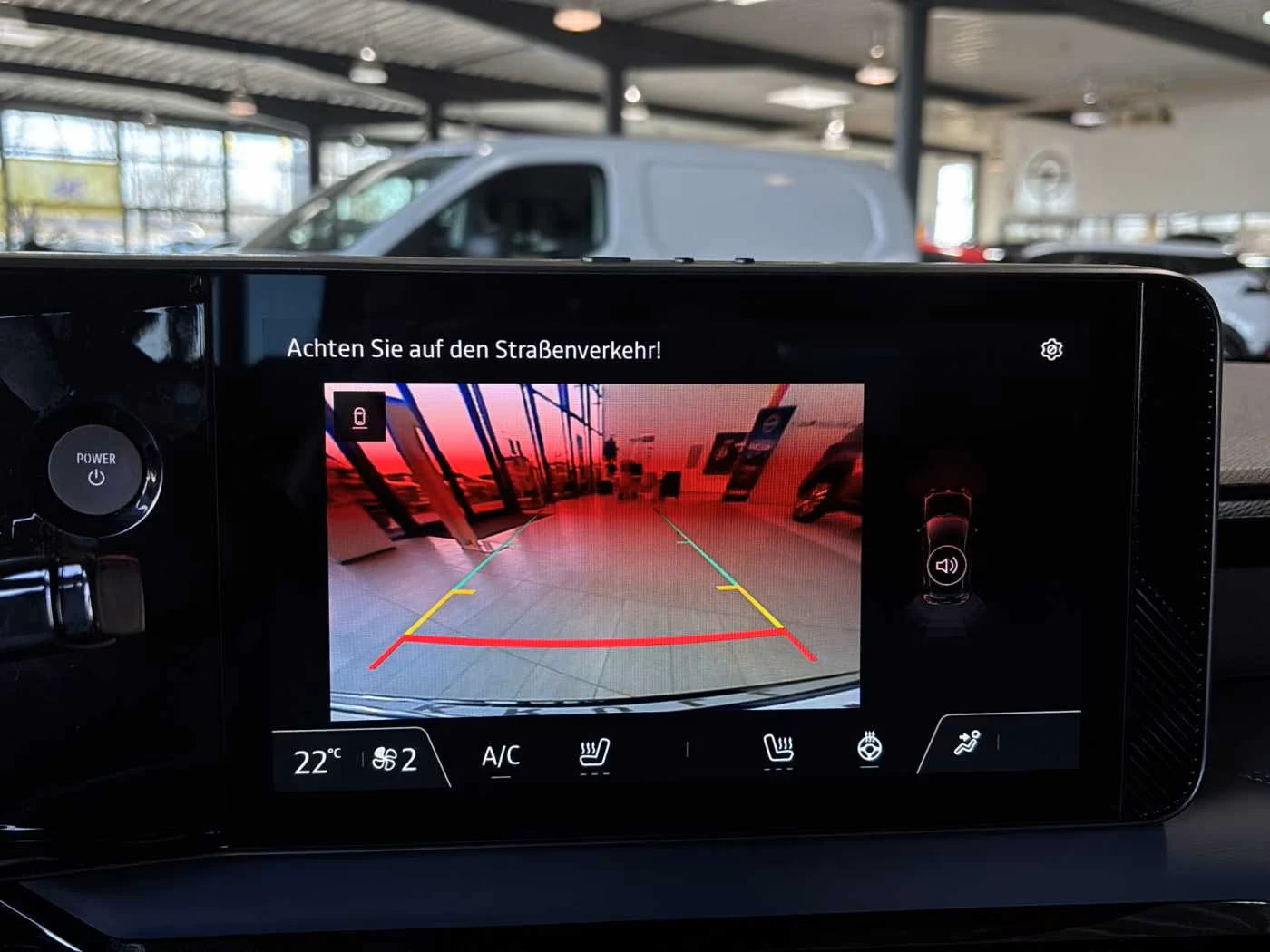 Nissan Micra 40kW* DISTR* KEYLESS* CAM* , снимка 12 - Автомобили и джипове - 54077642