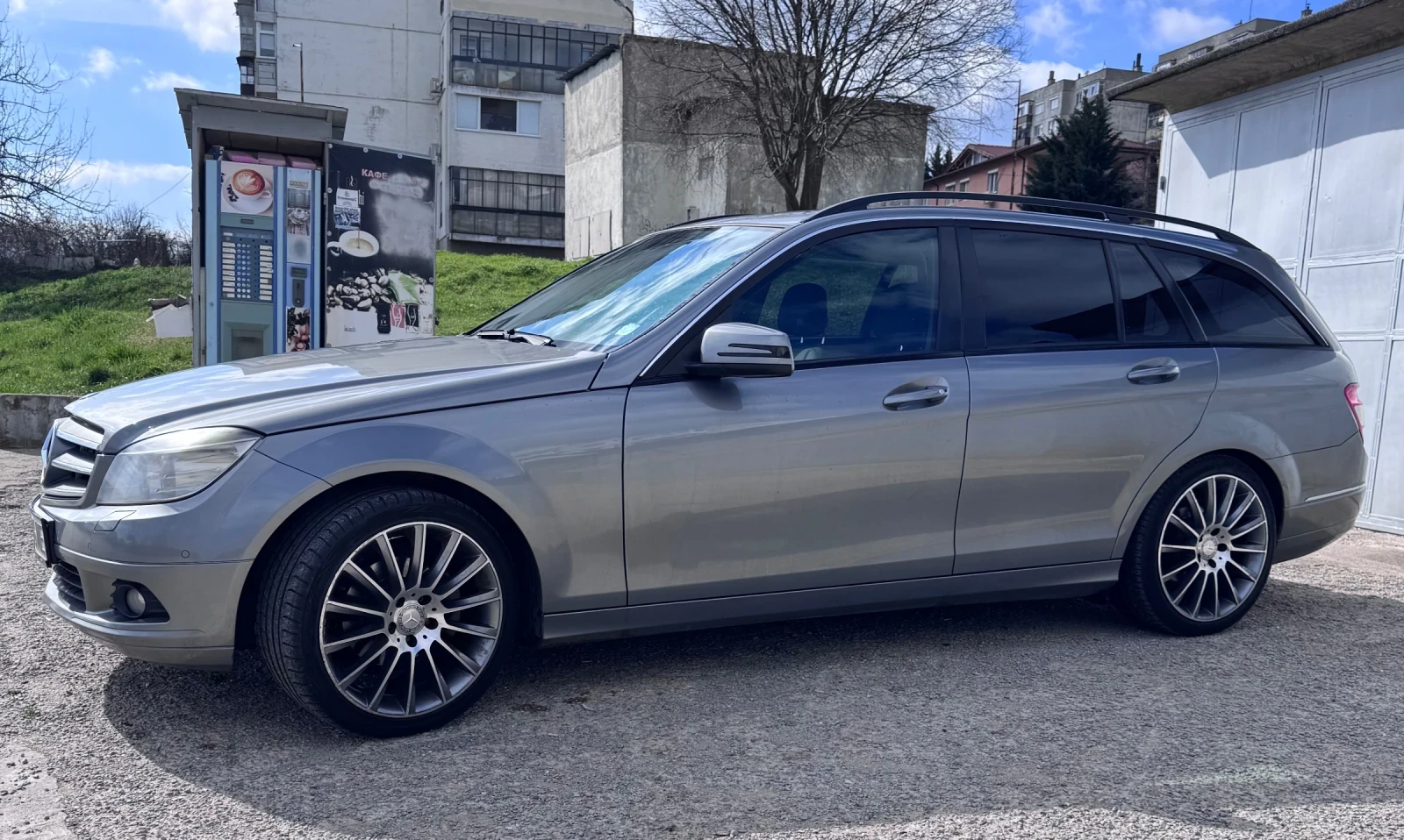 Mercedes-Benz C 200, снимка 3 - Автомобили и джипове - 54724294