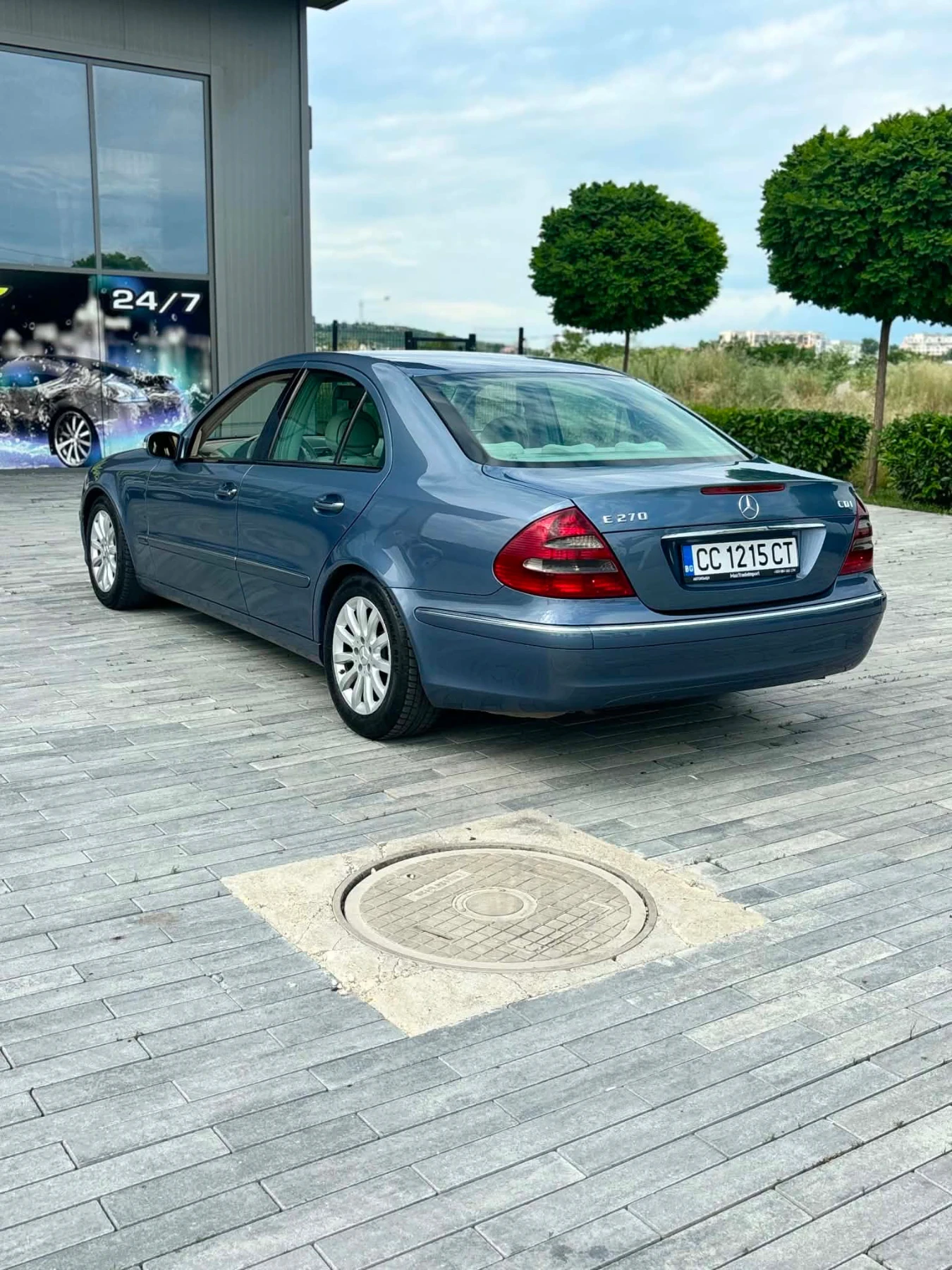 Mercedes-Benz E 270 CDI, снимка 8 - Автомобили и джипове - 54756070