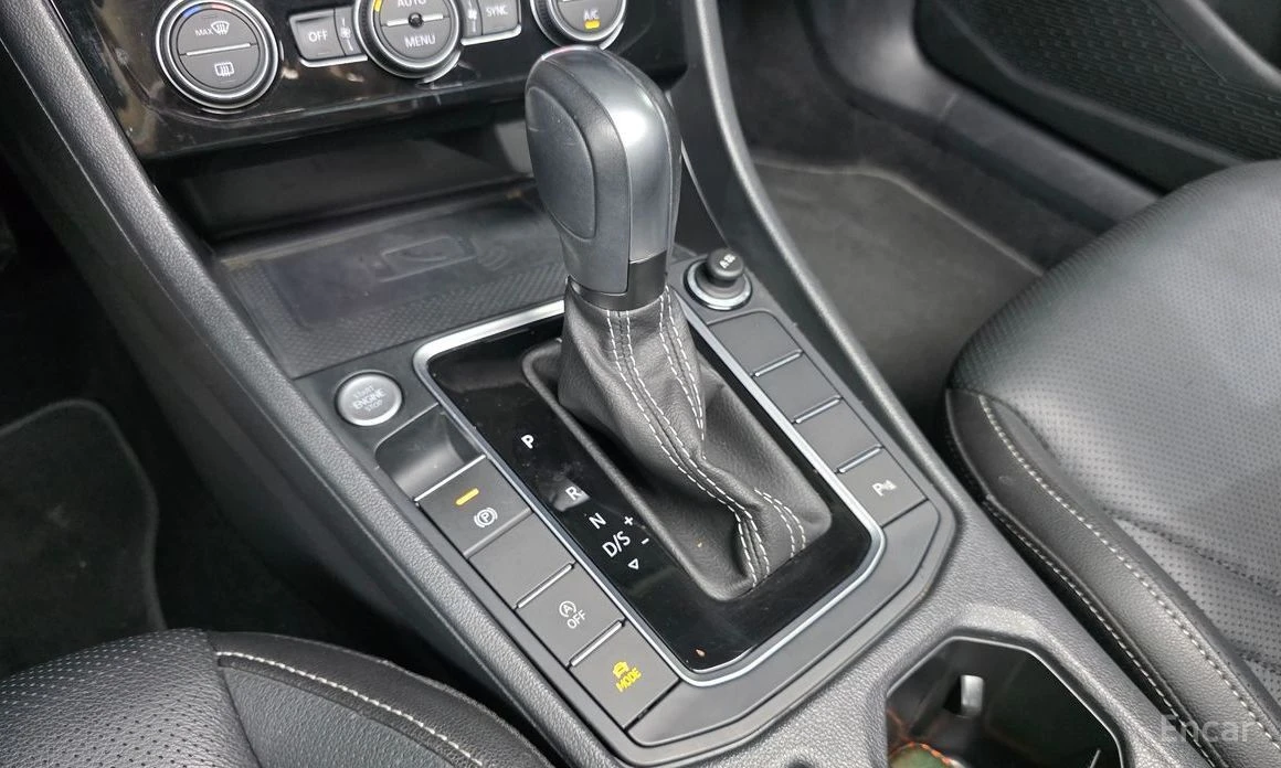 VW Jetta, снимка 9 - Автомобили и джипове - 54769466