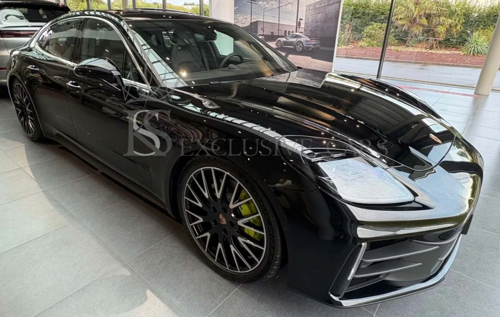 Porsche Panamera 4 E-HYBRID* SPORT CHRONO* 360* ВЕНТИЛАЦИЯ* DISPLAY, снимка 2 - Автомобили и джипове - 54870062