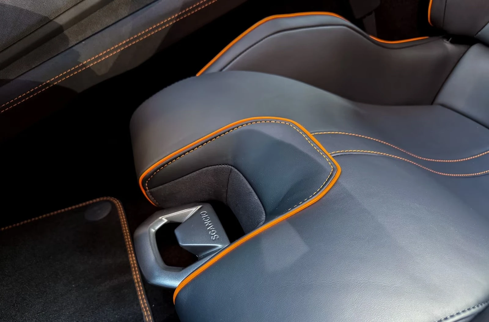 Lamborghini Temerario PHEV KERAMIK CARBON LIFT-SYSTEM, снимка 7 - Автомобили и джипове - 54945454