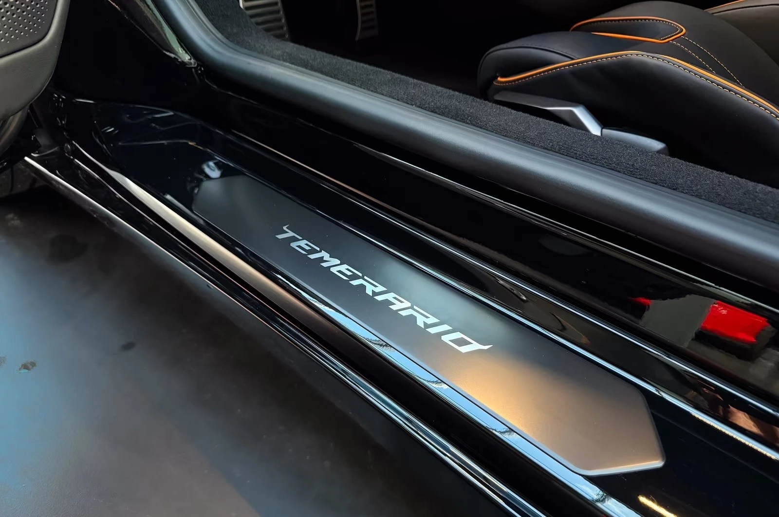 Lamborghini Temerario PHEV KERAMIK CARBON LIFT-SYSTEM, снимка 6 - Автомобили и джипове - 54945454