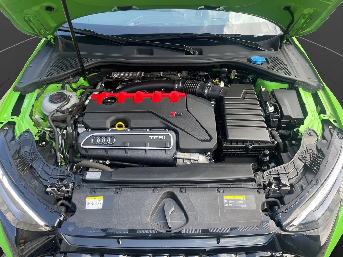 Audi Rs3 2.5TFSI/400HP/QUTTRO/B&O/PANO/CAM/HUD/MATRIX/670z, снимка 3 - Автомобили и джипове - 55485083
