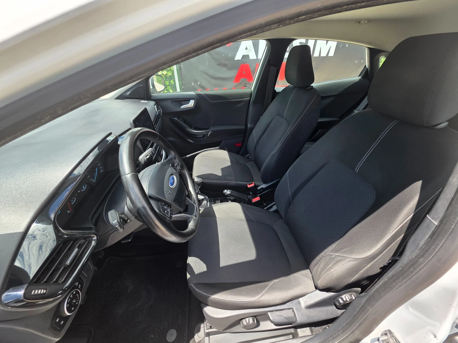 Ford Puma 1.5 EcoBlue-120hp, снимка 11 - Автомобили и джипове - 55720815
