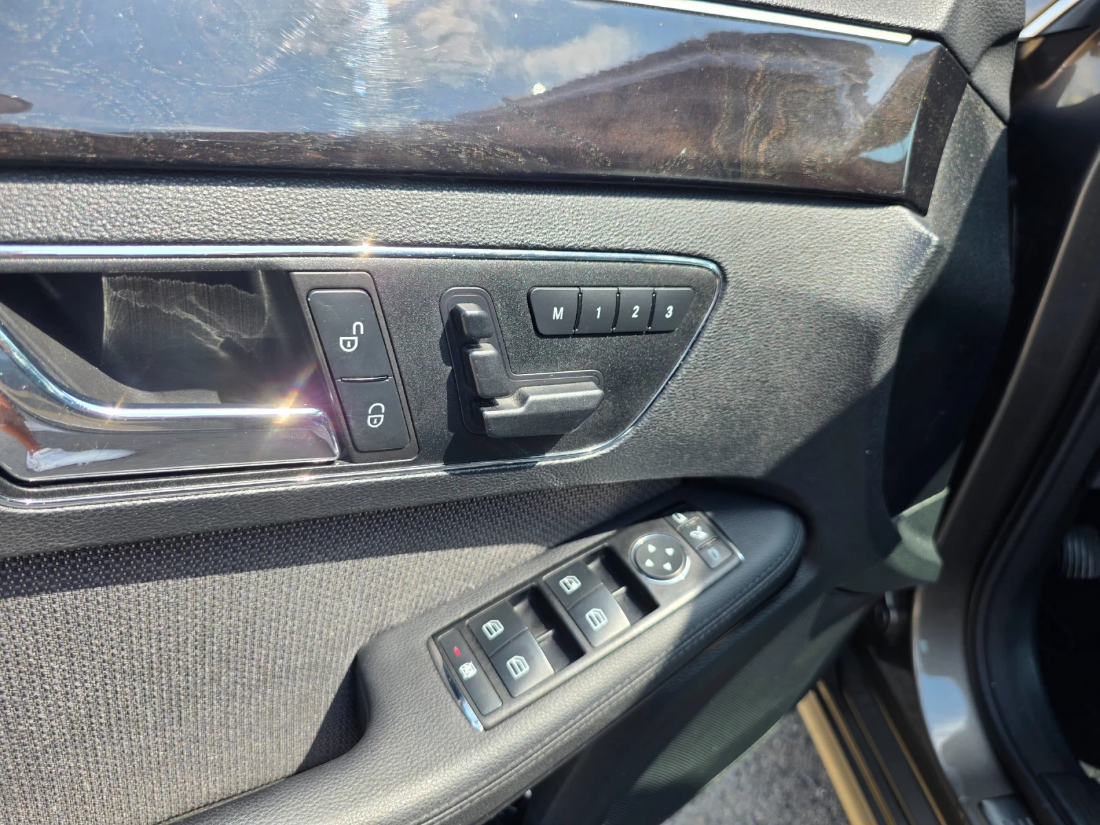 Mercedes-Benz E 350 AVANGARDE ПЕРФЕКТЕН, снимка 11 - Автомобили и джипове - 55821740